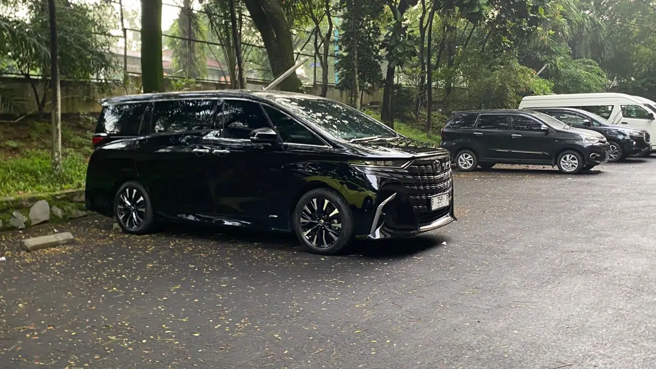 rental alphard antar jemput